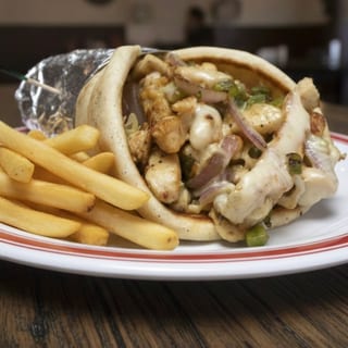 Chicken Fajita Pita Combo